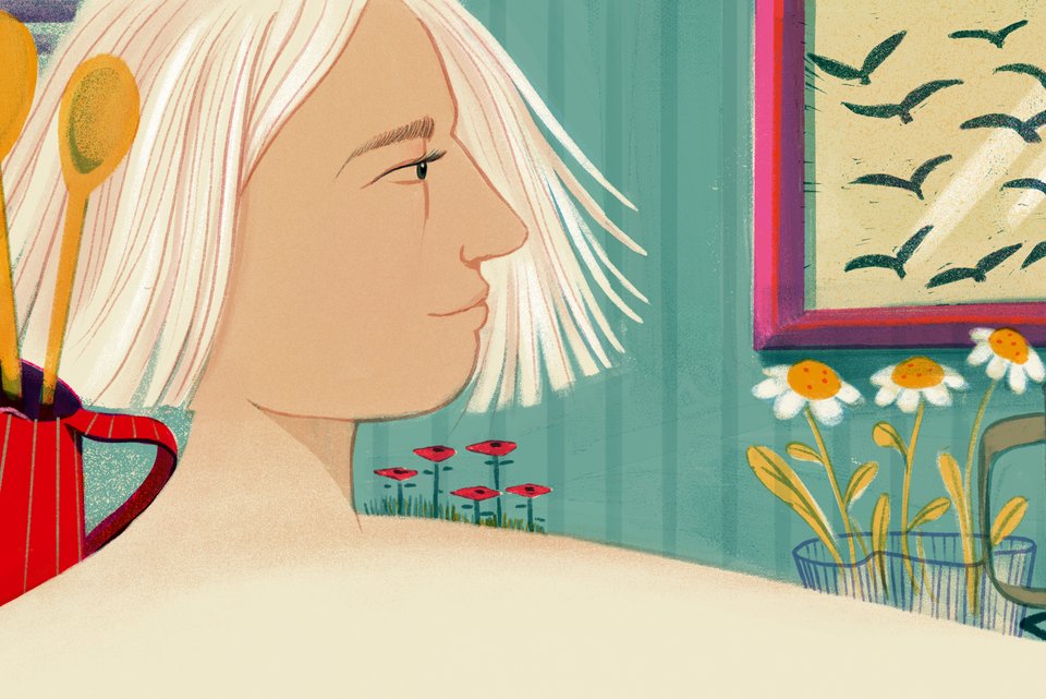 Die Illustration zeigt ene nachdenklich Frau in der Küche ihrer Eltern, mit Kochlöffeln, Blumen und einem Bild an der Wand