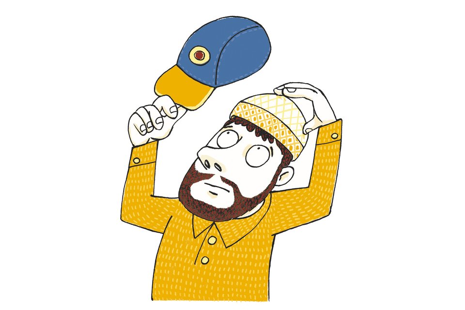 Die Illustration zeigt einen muslimischen Mann mit Bart, der dabei ist seine muslimische Kopfbedeckung gegen eine moderne Basecap zu wechseln und dabei unsicher schaut