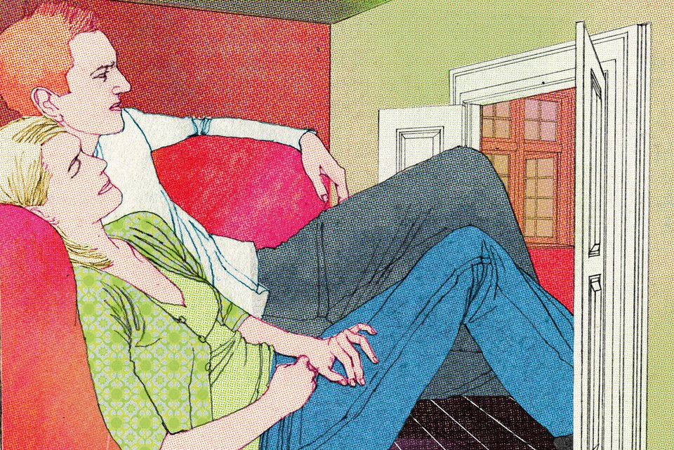 Die Illustration zeigt ein Paar, dass angelehnt an eine Rückenlehne auf dem Boden sitzt und seine Beine durch eine kleine Tür streckt in einen anderen Raum hinein
