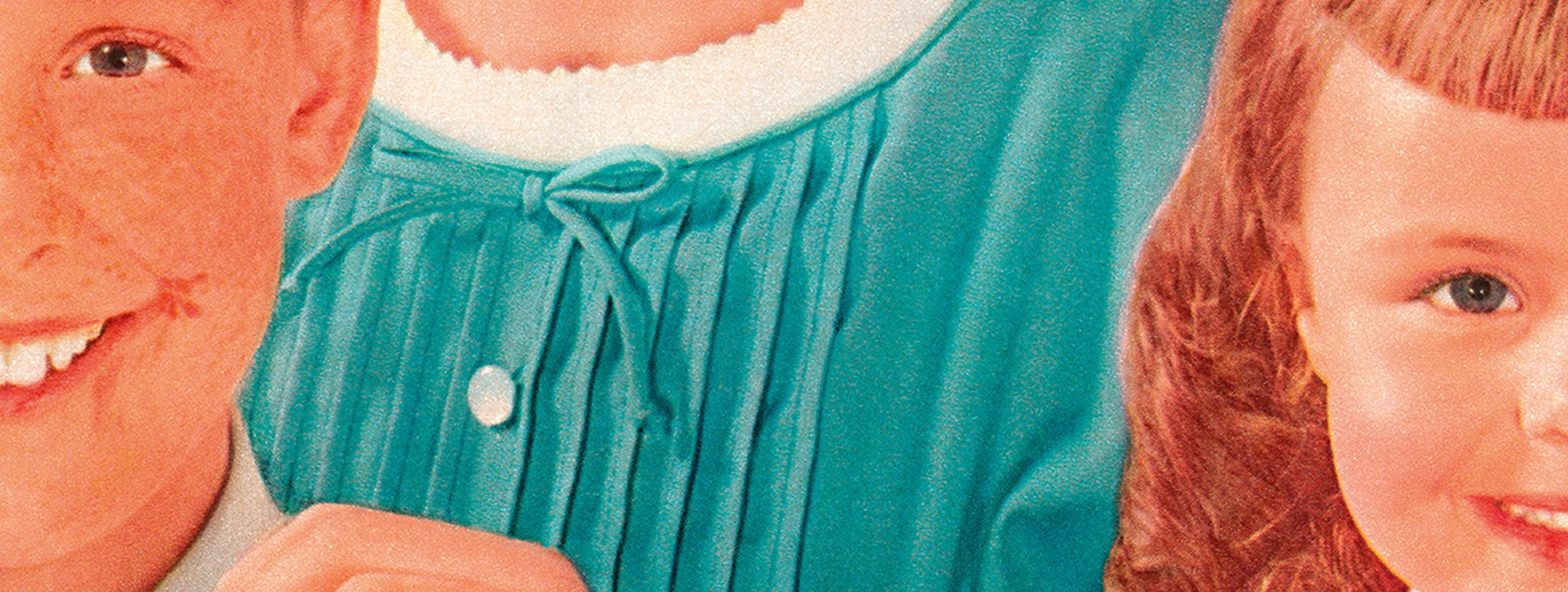 Die Illustration im Stil der 50er-Jahre zeigt zwei lächelnde Kindergesichter jeweils zur Hälfte, dahinter steht eine Mutter mit weißer Perlenkette und rotem Lippenstift