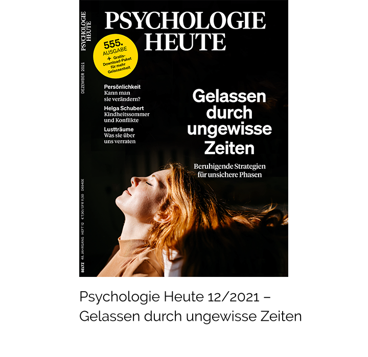 Cover Psychologie Heute Gelassen durch ungewissen Zeiten. Zu sehen ist eine Frau, die auf einem Stuhl sitzt und den Kopf in den Nacken gelegt hat. 